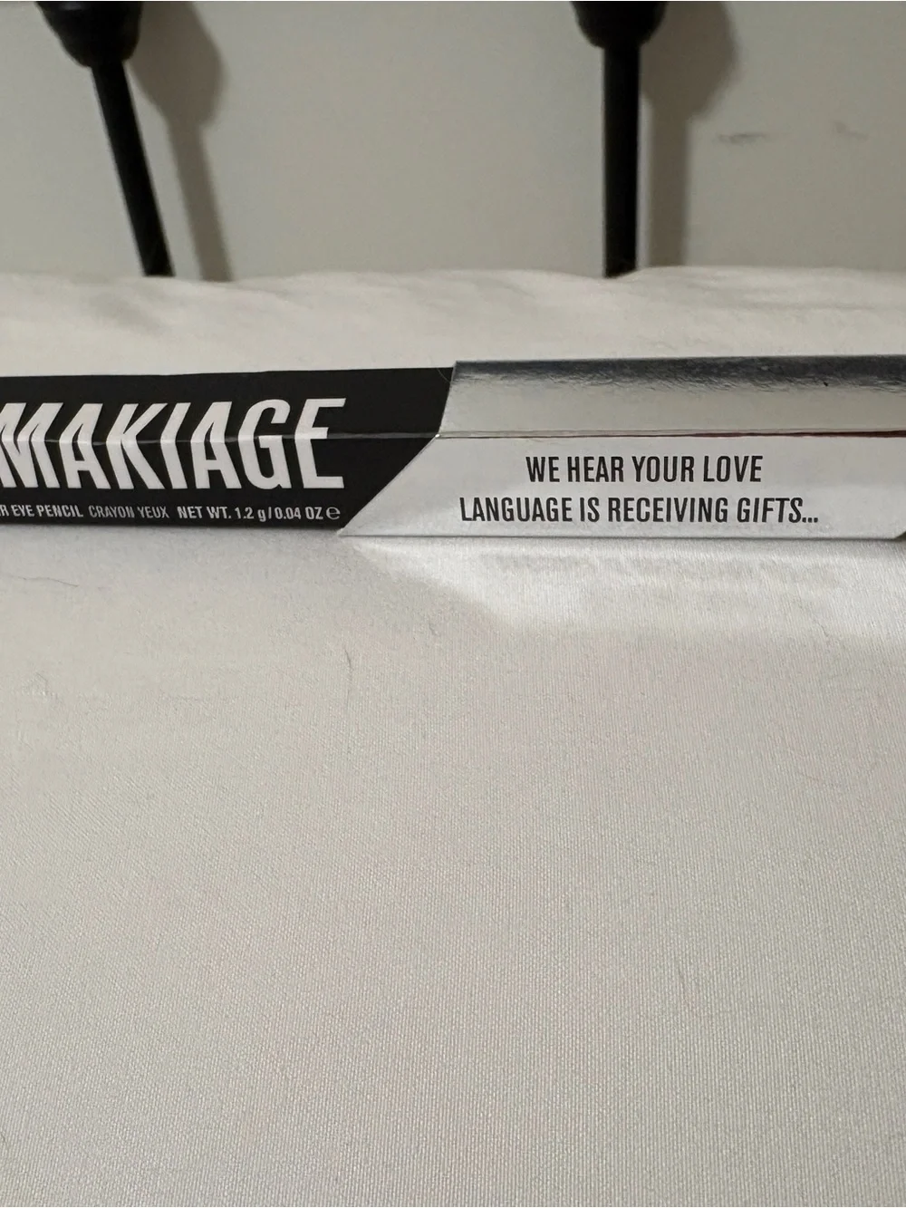 IL MAKIAGE Long-Wear Eyeliner Pencil in Black